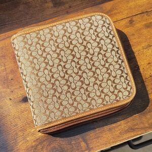 Collectors Coach CD Holder Filled With Cds